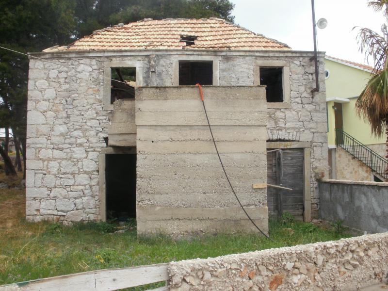 Pulilova kuća dodijeljena MO Kaprije na korištenje