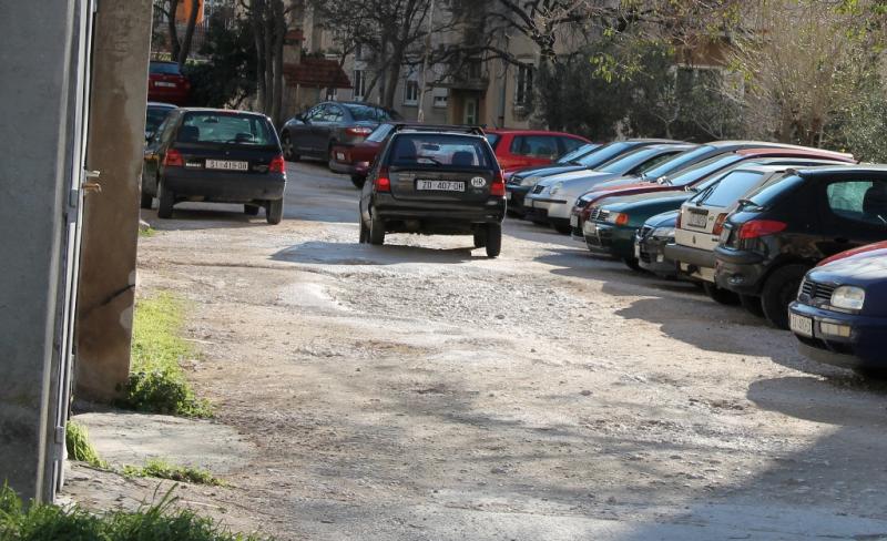 Uređenje ceste kod Trga Andrije Hebranga na Baldekinu