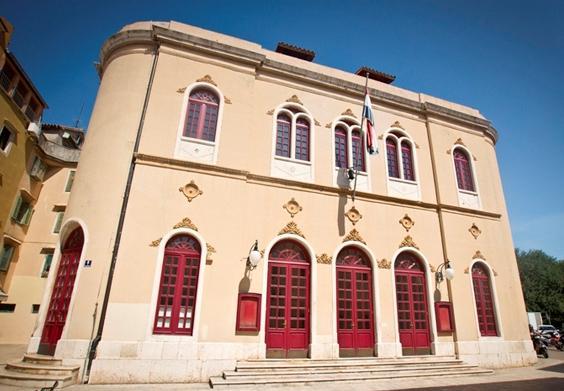 Potpisan Kolektivni ugovor za zaposlenike u kulturnim ustanovama Grada Šibenika