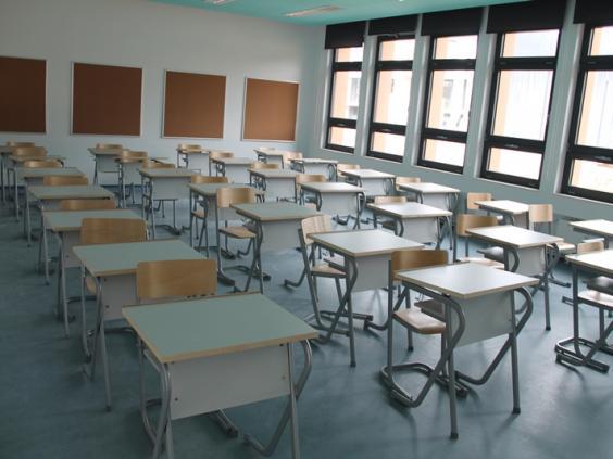 Potpisani ugovori za nabavu i radove za osnovne škole