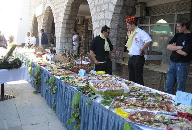 Domjenak dobrodošlice za engleske turiste Domjenak dobrodošlice za engleske turiste
