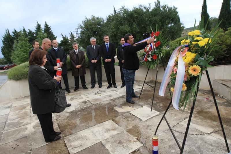 Položeni vijenci u povodu Dana neovisnosti