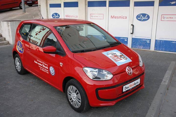 Milena Rak dobitnica automobila VW UP