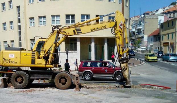 Pripreme za sutrašnji početak radova na pristupnom putu za tvrđavu sv. Mihovila