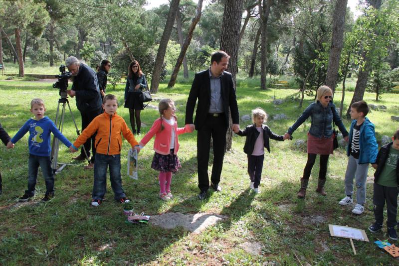 Zamjenik gradonačelnika Nikica Penđer  sudjelovao u Zelenoj čistki Park šume Šubićevac