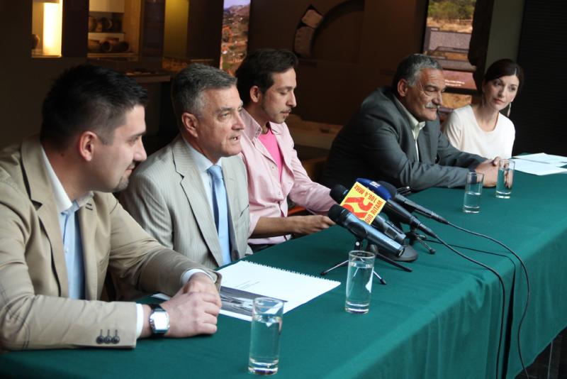 Predstavljen program svečanog otvorenja ljetne pozornice revitalizirane tvrđave sv. Mihovila i prva imena ljetnog programa Predstavljen program svečanog otvorenja ljetne pozornice revitalizirane tvrđave sv. Mihovila i prva imena ljetnog programa