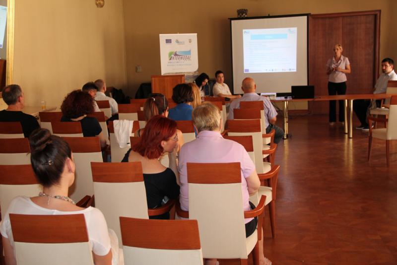 Brodske linije treba uključiti u sustav javnog gradskog prijevoza, a otoke tretirati kao gradske četvrti