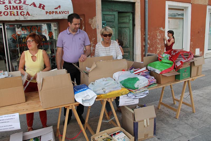 Započela akcija prikupljanja starih knjiga, bilježnica i papira
