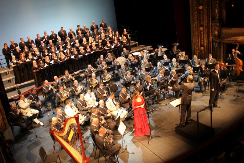 Zagreb: Šibensko Kolo i simfonijski orkestar OSRH oduševili ispunjeni HNK Zagreb: Šibensko Kolo i simfonijski orkestar OSRH oduševili ispunjeni HNK