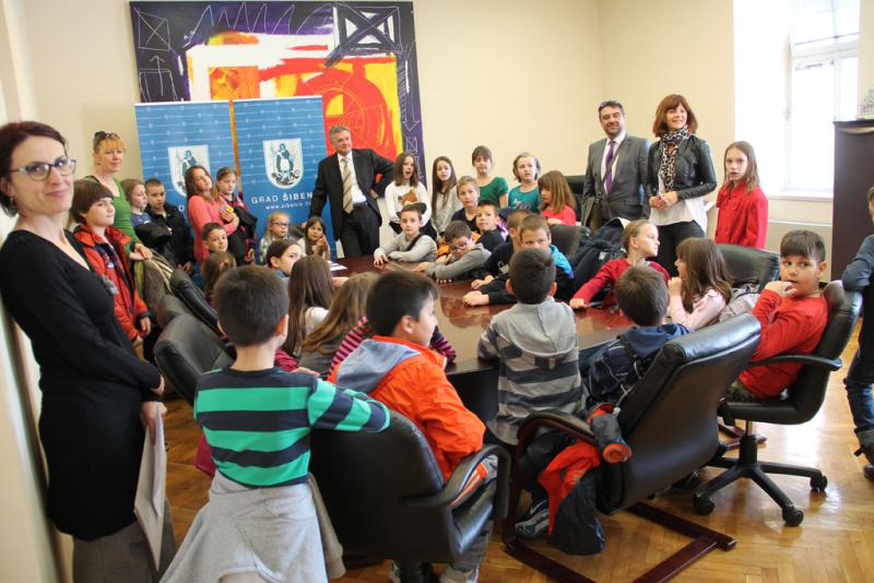 Gradonačelnika posjetili trećaši iz OŠ Juraj Dalmatinac