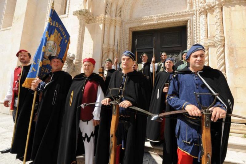Šibenik domaćin članovima povijesnih postrojbi iz svih europskih zemalja Šibenik domaćin članovima povijesnih postrojbi iz svih europskih zemalja