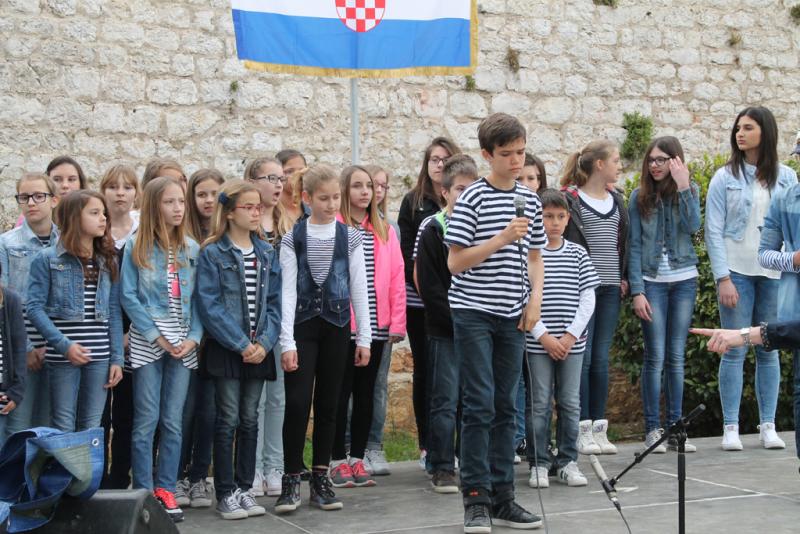 Učenici s teškoćama u razvoju izložili radove u Perivoju Roberta Visianija