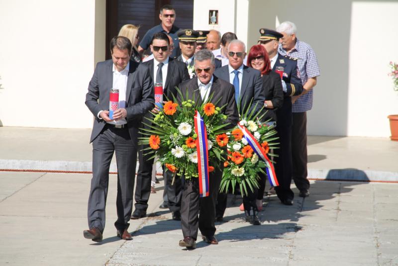 Položeni vijenci u povodu obilježavanja Dana antifašističke borbe