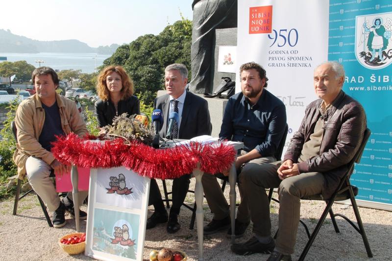 Predstavljen šibenski božićno-novogodišnji program Predstavljen šibenski božićno-novogodišnji program