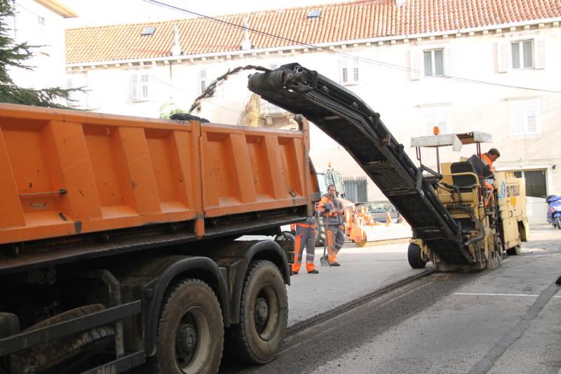 Počeli radovi u Ulici Petra Grubišića