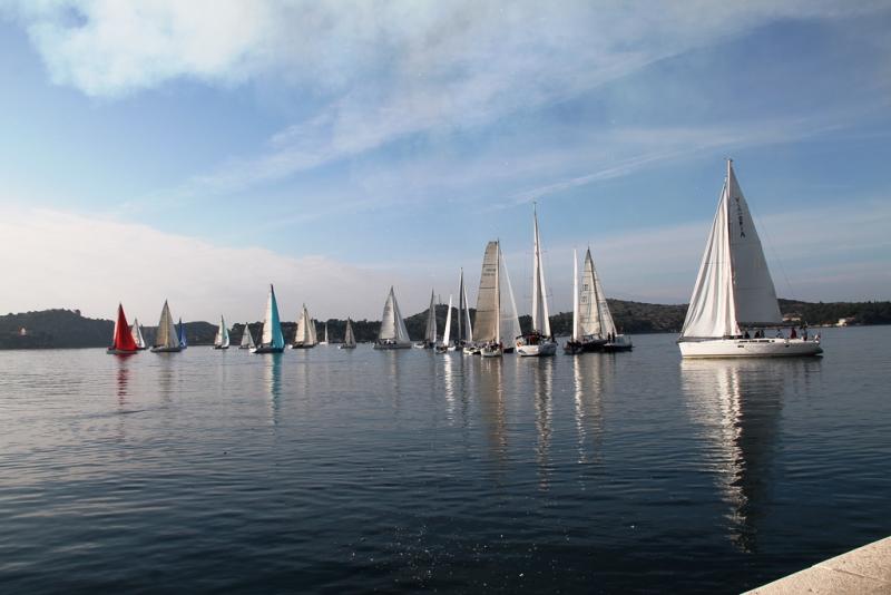 Košarkaški turnir i jedriličarska regata u subotu
