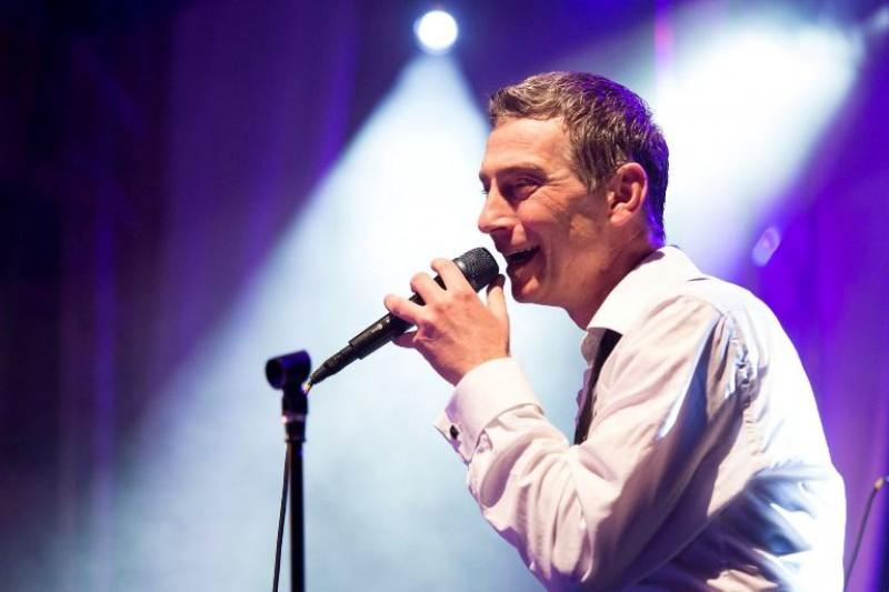 Doček nove 2017. godine u Šibeniku uz Massima Savića i Cabaret bend