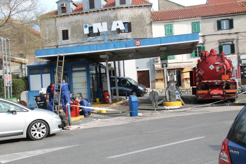 Započele pripreme za uklanjanje benzinske postaje na Vanjskom Započele pripreme za uklanjanje benzinske postaje na Vanjskom