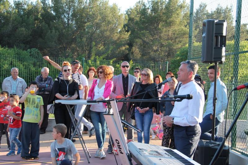 Uz sportski i glazbeni program otvoren SRC Ražine Donje