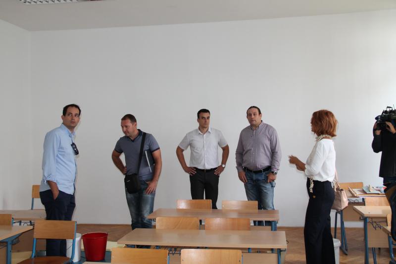 Poslijepodne redovna nastava u osnovnoj školi Tina Ujevića