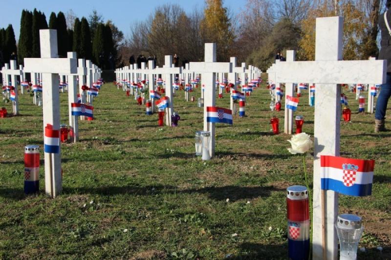 Zamjenik gradonačelnika Paško Rakić poklonit će se žrtvama Vukovara 
