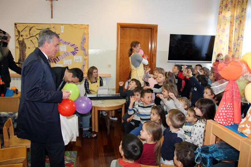 Gradonačelnik Željko Burić posjetio Dječji vrtić Brat Sunce