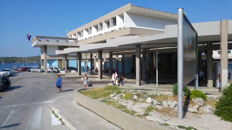 Direktnim autobusnim linijama do zračnih luka Zadar i Split