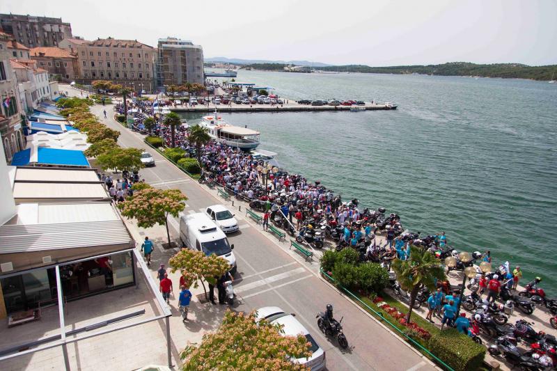 Motoristi na  rivi oduševili Šibenčane