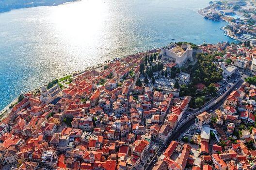 Šibenik među četiri najbolja grada po kvaliteti života za mlade obitelji