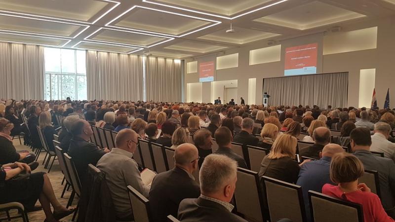 U Šibeniku otvoren Državni stručni skup za ravnatelje osnovnih škola U Šibeniku otvoren Državni stručni skup za ravnatelje osnovnih škola