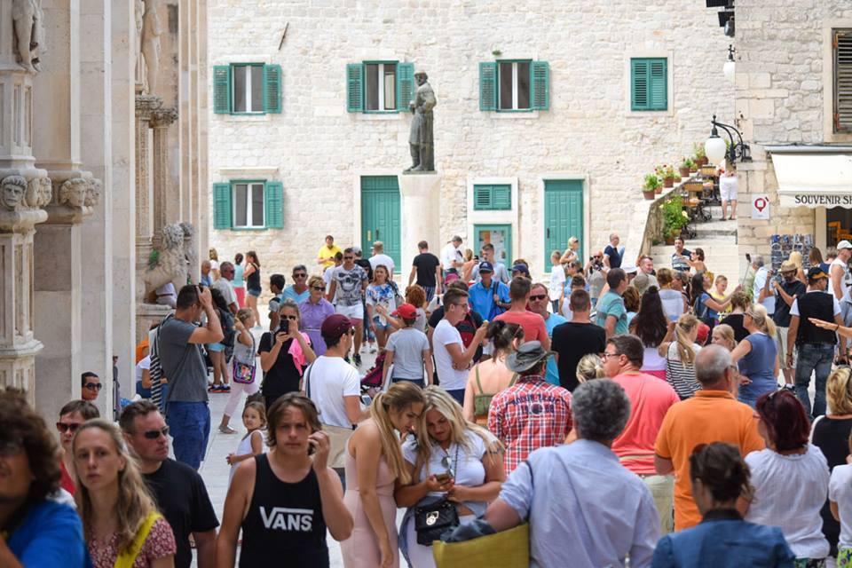Istraživanje zadovoljstva građana utjecajem turizma na području grada Šibenika 