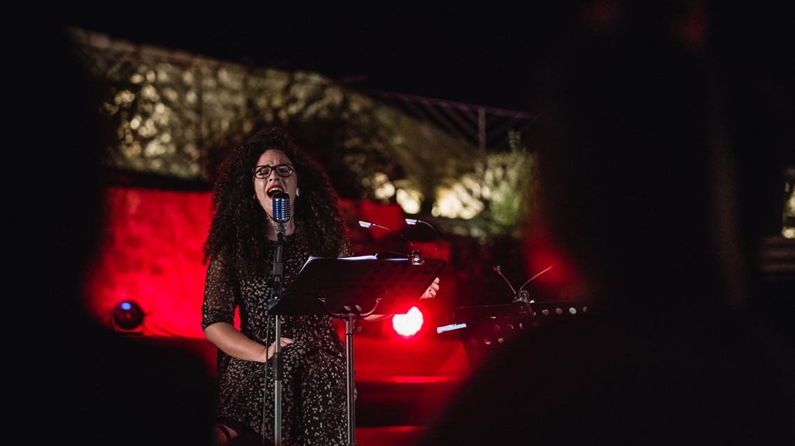 Retro ugođaj Lullaby of Birdland uz Teu Slavicu na Tvrđavi Barone 