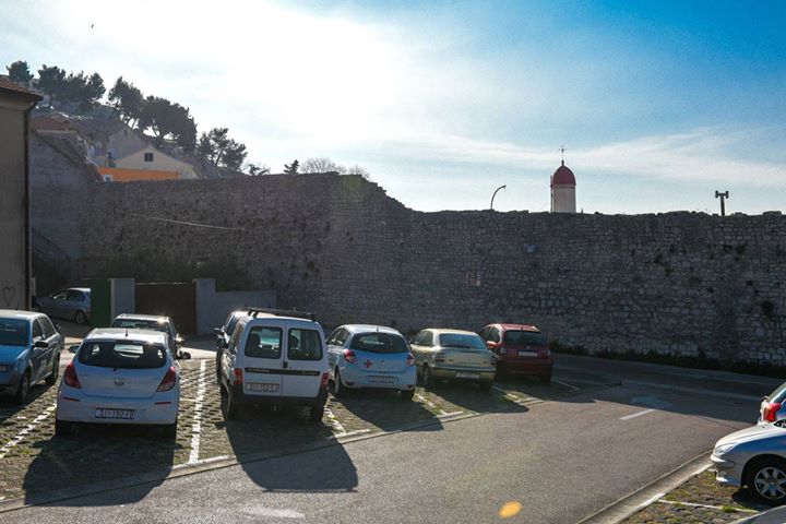 Grad Šibenik nastavlja obnovu Dolačkog bedema