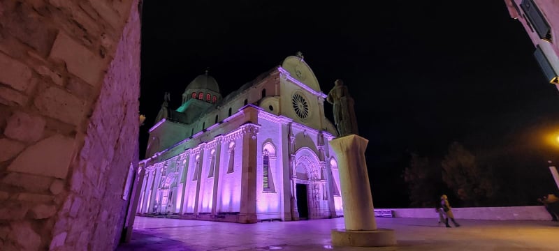 U Šibeniku obilježen Međunarodni dan epilepsije - Katedrala sv. Jakova osvijetljena u ljubičasto 