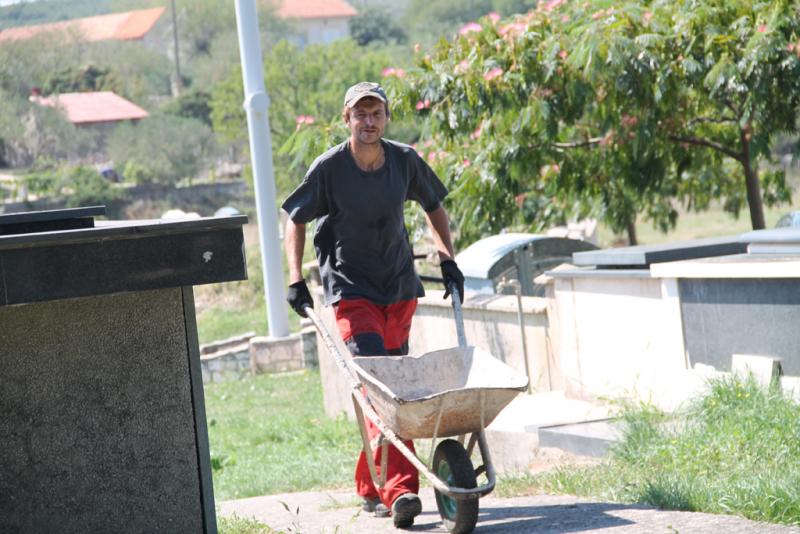 Javni poziv za prijavu kandidata za Program zapošljavanja u javnim radovima