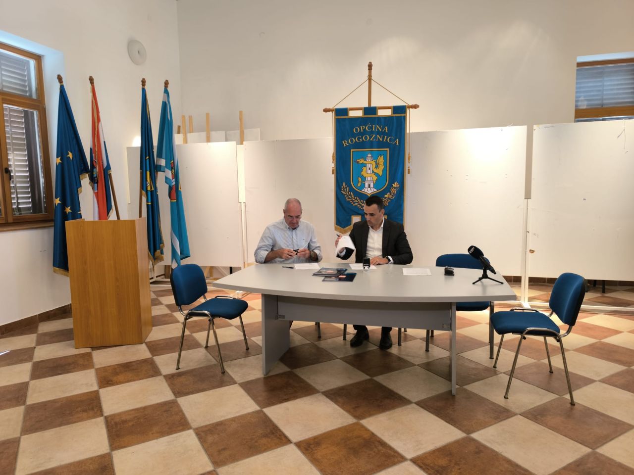 Grad Šibenik od Županije šibensko-kninske dobio dodatnih 75 tisuća eura za obnovu mula, šetnica i obalnih zidova