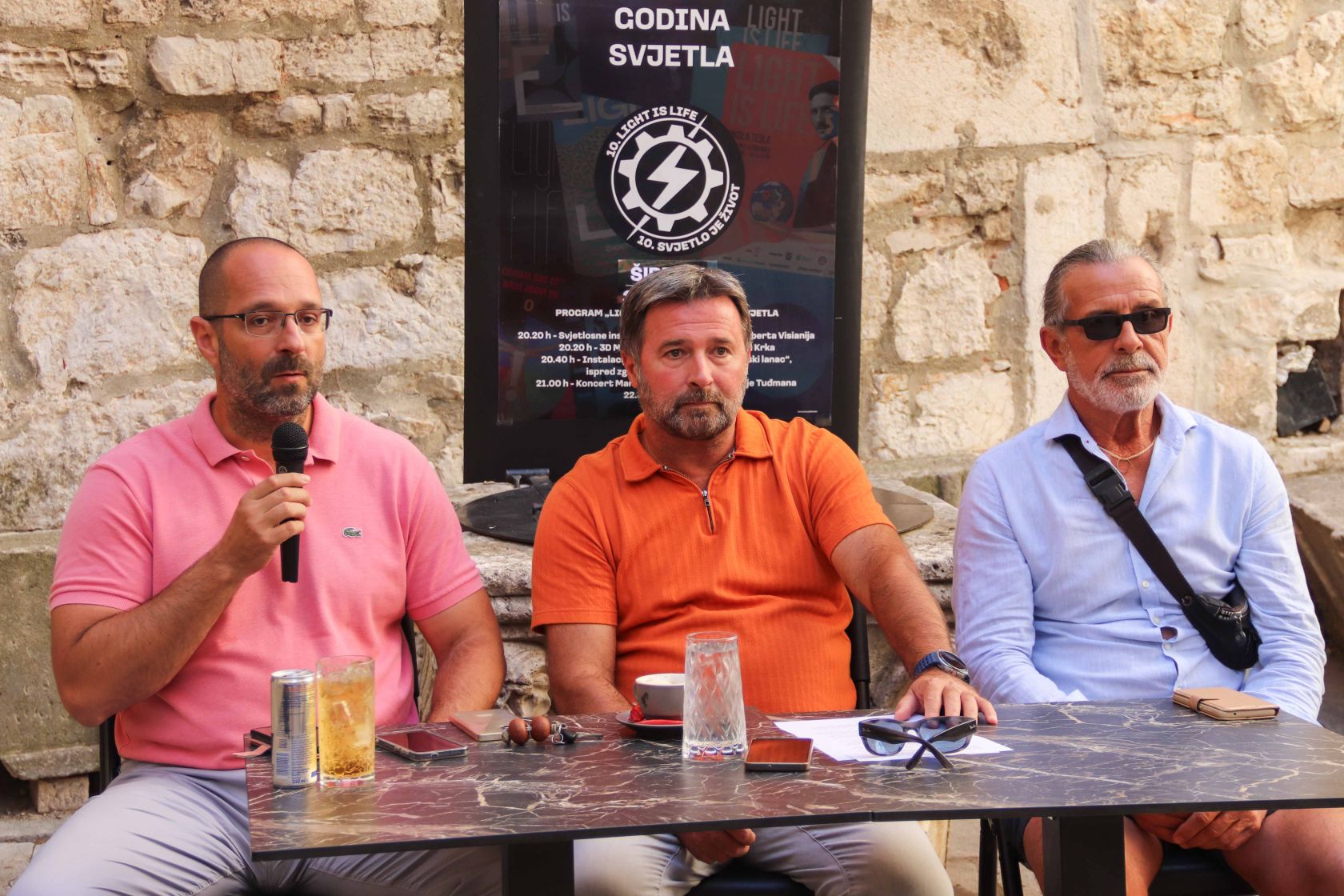 "Light is life": Šibenik slavi 130 godina svjetla uz koncert Marka Škugora i prvi dron show u Dalmaciji  