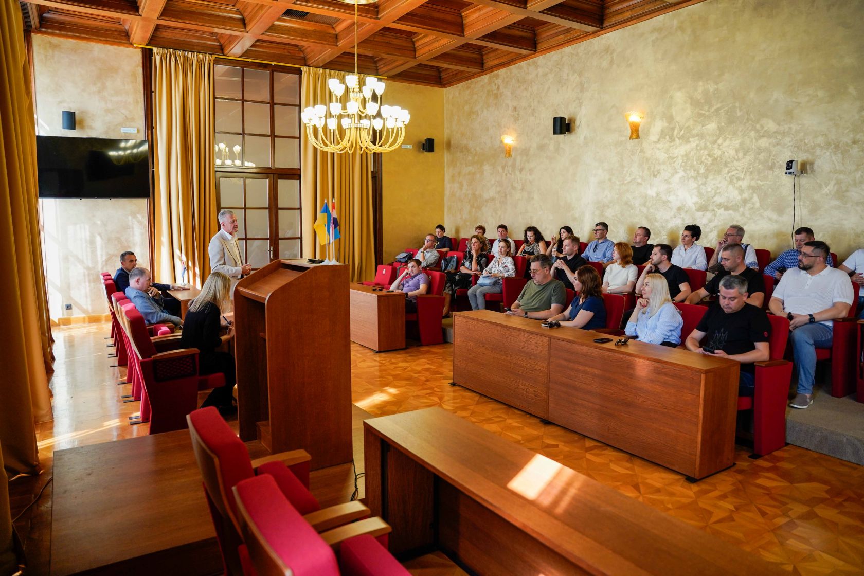 Ukrajinsko izaslanstvo u sklopu studijskog posjeta na temu reintegracije oslobođenih područja posjetilo Šibenik