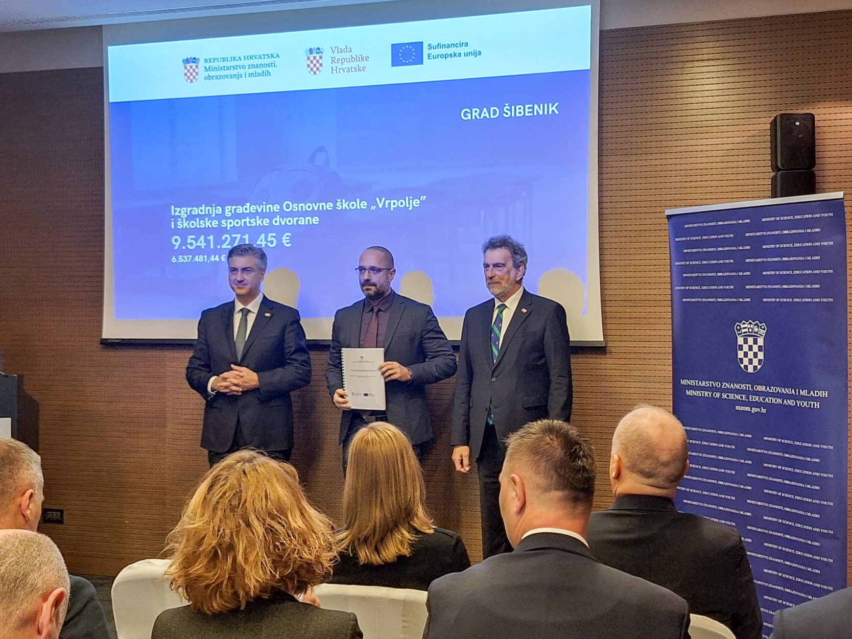  Potpisan Ugovor o financiranju izgradnje nove škole u Vrpolju