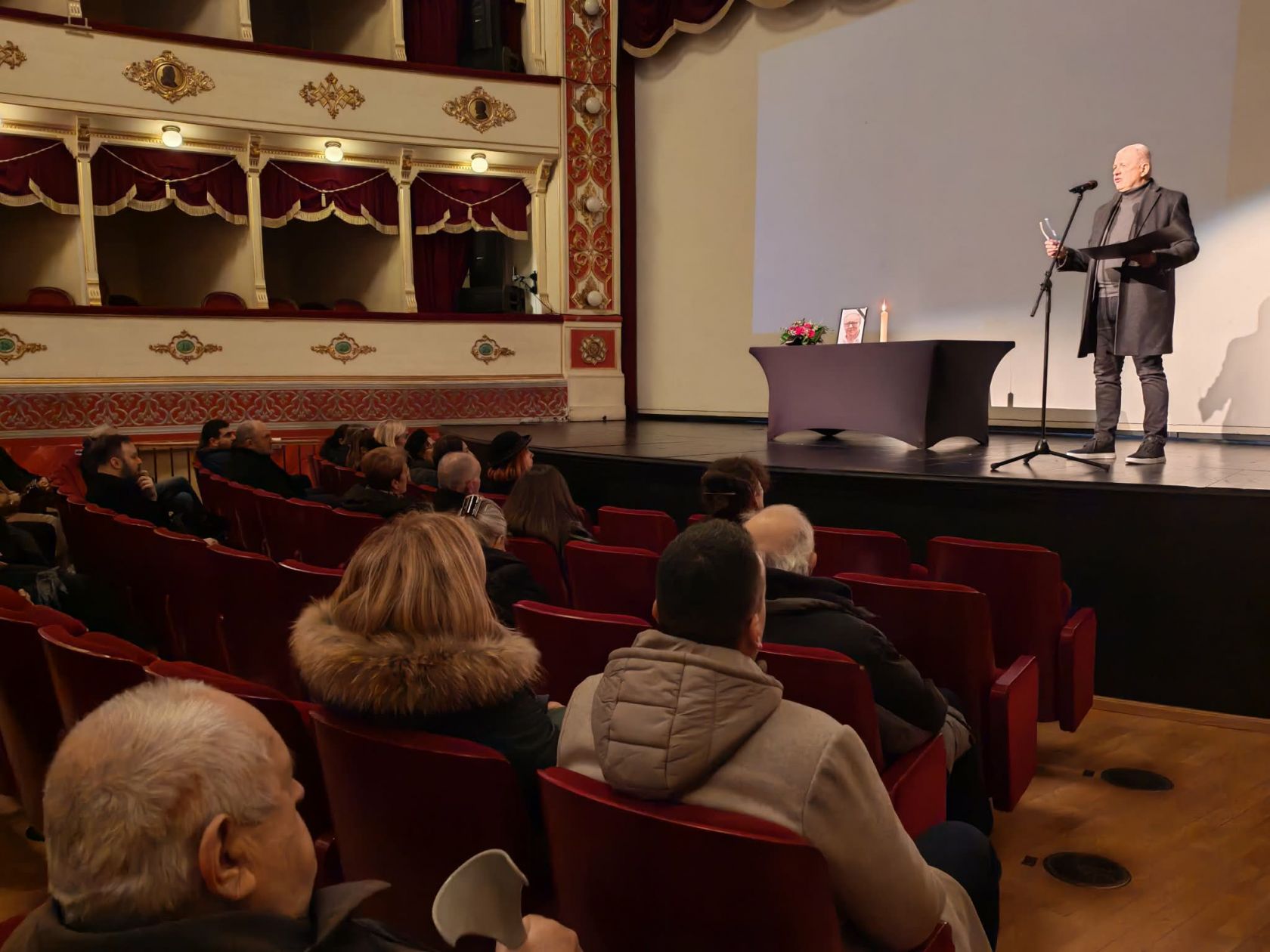 Održana komemoracija u čast Branku Lovriću Caparinu