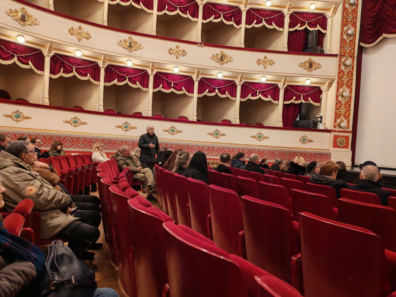 Održana komemoracija u čast Branku Lovriću Caparinu