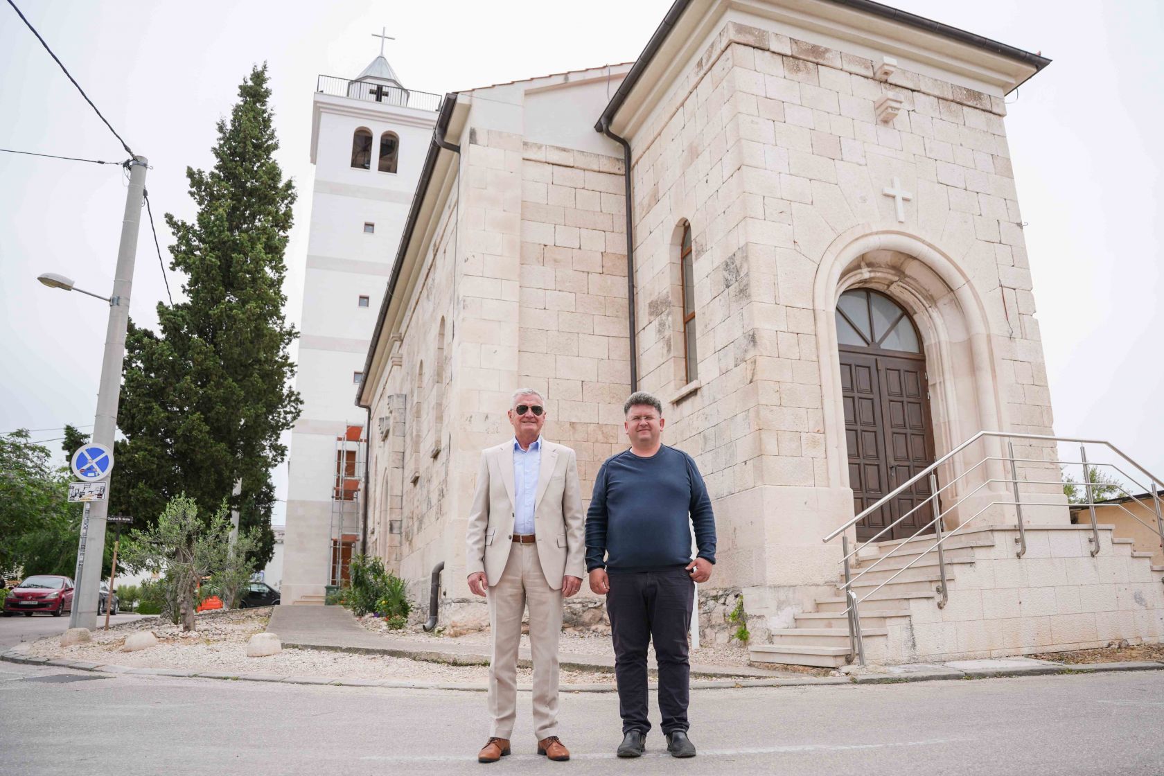 Gradonačelnik Burić posjetio crkvu sv. Nikole u Mandalini uoči blagoslova novog zvonika